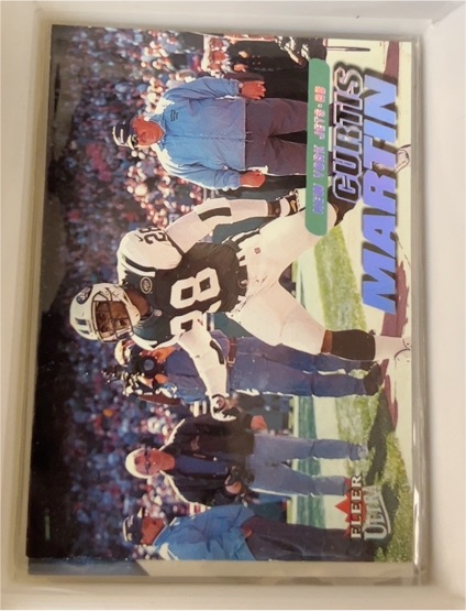 2001 Fleer Ultra #25 Curtis Martin — front