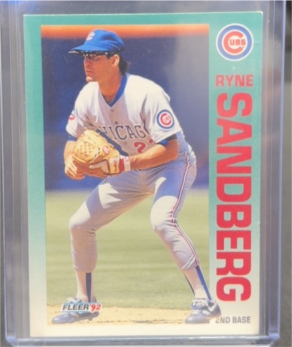 1992 Fleer #389 Ryne Sandberg — front