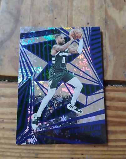 2023-24 Panini Revolution #1 Damian Lillard — front