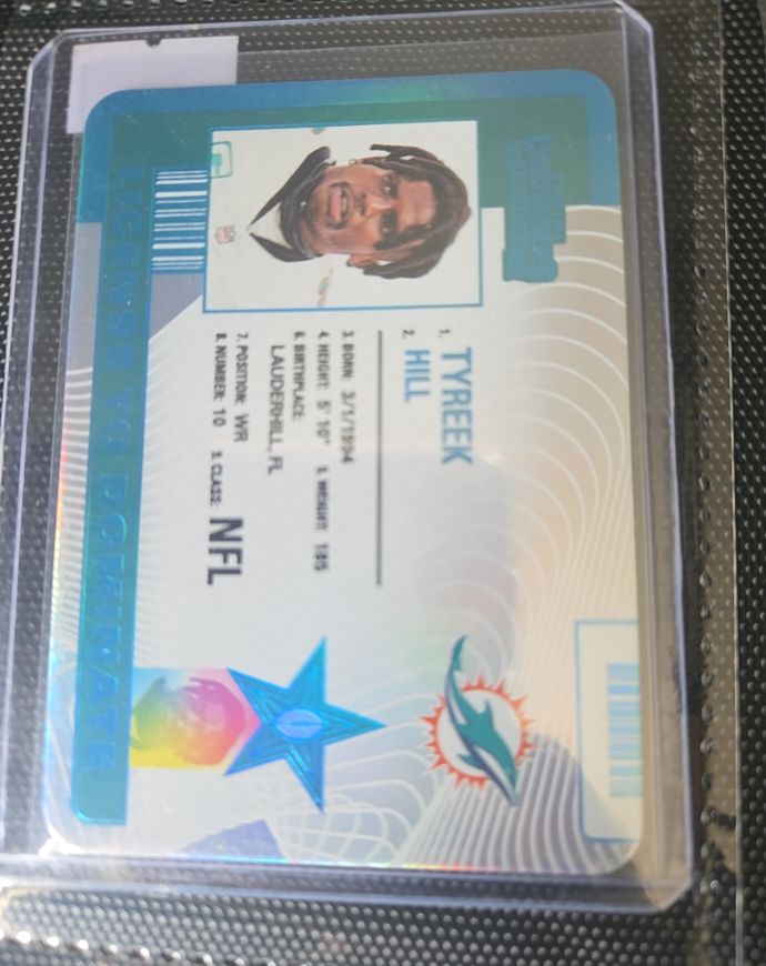 2024 Panini Contenders License To Dominate #2 Tyreek Hill — front