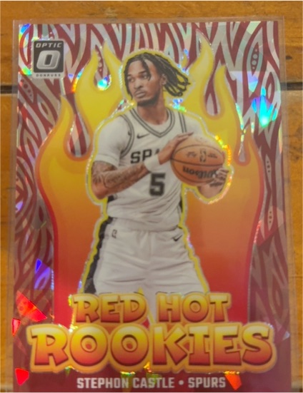 2024-25 Donruss Optic #5 Stephon Castle Red Hot Rookies — front