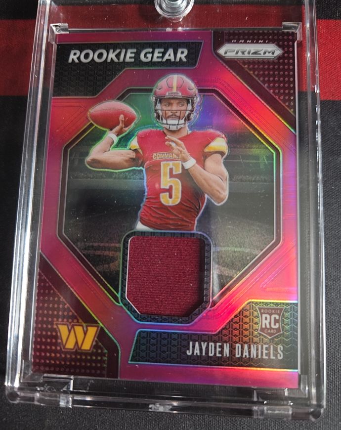 2024 Panini Prizm Rookie Gear Patch #RG-JDS Jayden Daniels — front