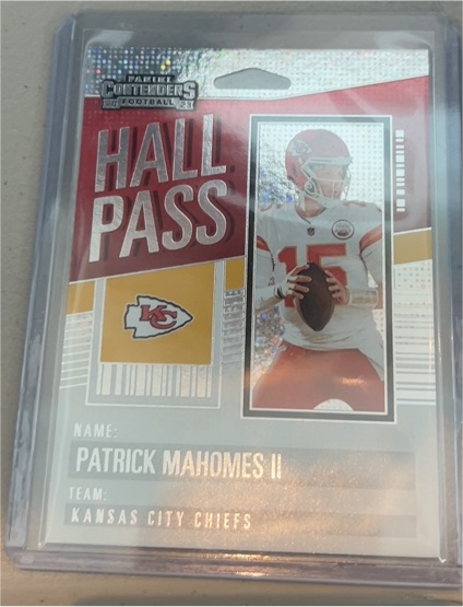 2023 Panini Contenders #18 Patrick Mahomes II Hall Pass — front