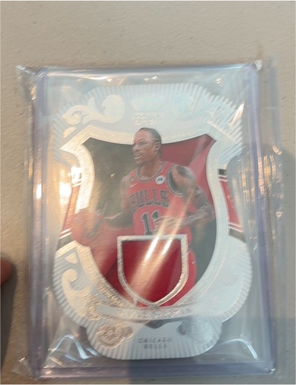 2023-24 Panini Crown Royale Coat of Arms #COA-DEM DeMar DeRozan — front