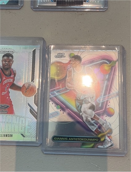 2023-24 Topps Cosmic Chrome Giannis Antetokounmpo — front