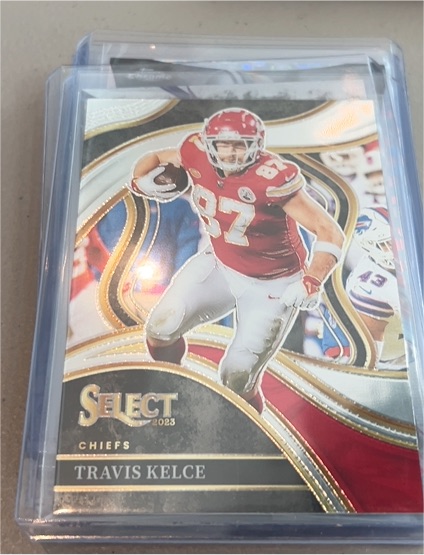 2023 Panini Select Club Level #215 Travis Kelce — front