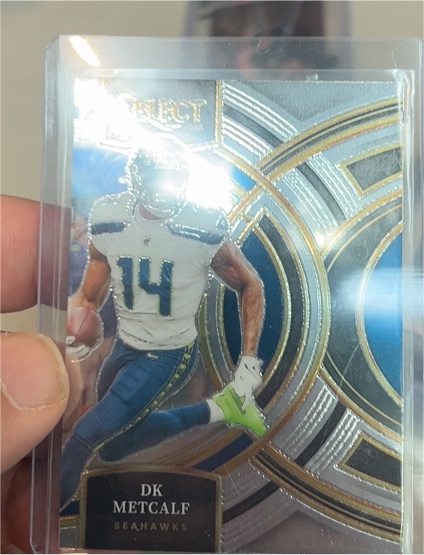 2023 Panini Select - Premier Level Black & Gold Prizm Die-Cut #170 DK Metcalf — front