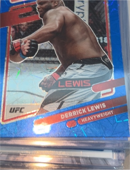 2022 Panini Donruss Optic UFC Blue Velocity Prizm #80 Derrick Lewis — front