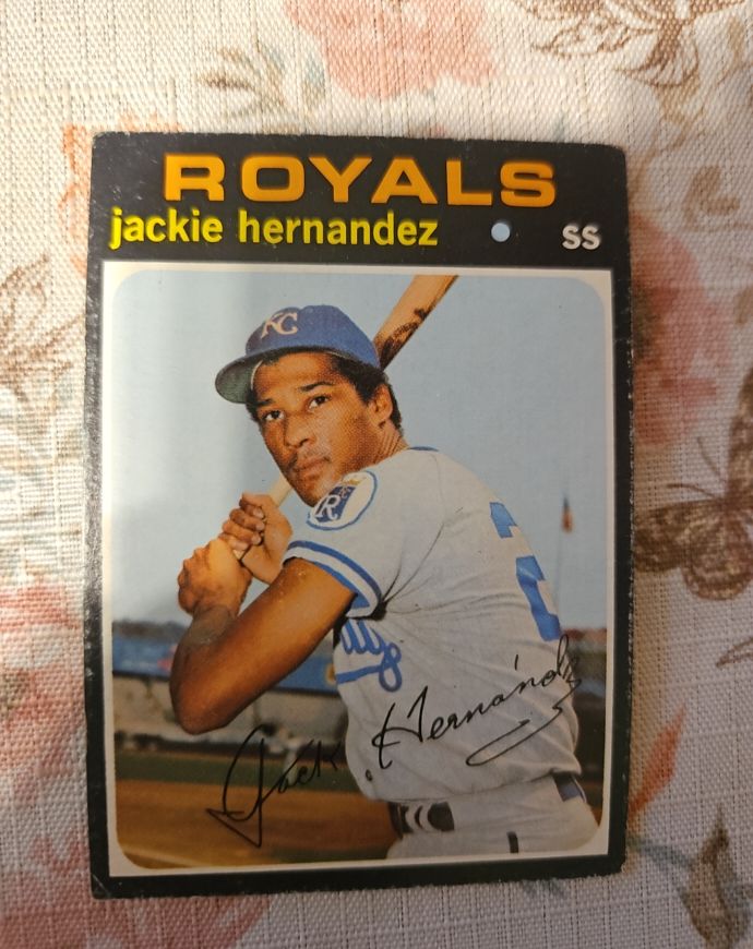 1971 Topps #144 Jackie Hernandez — front