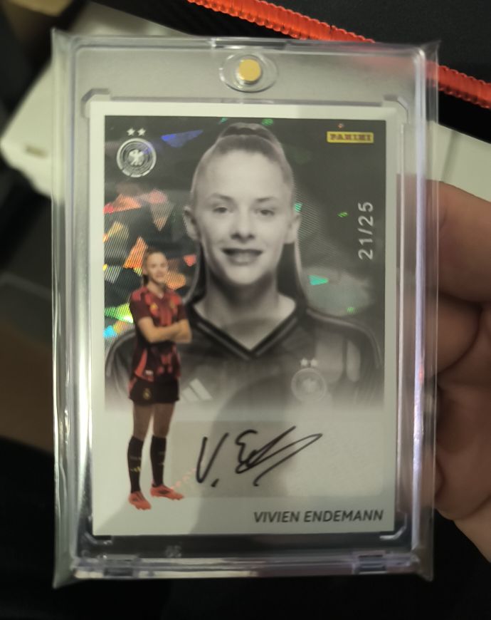 2023 Panini Women's WM DFB-Frauen #211/25 Vivien Endemann — front