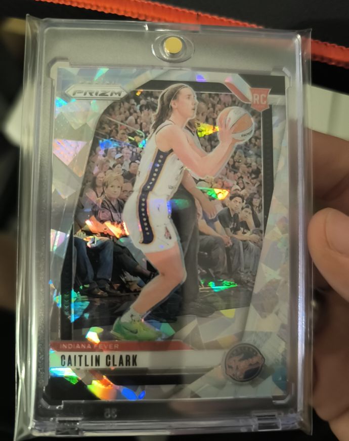 2024 Panini Prizm WNBA #22 Caitlin Clark — front