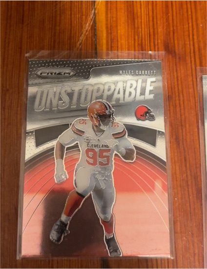 2019 Panini Prizm Unstoppable #UN-MG Myles Garrett — front
