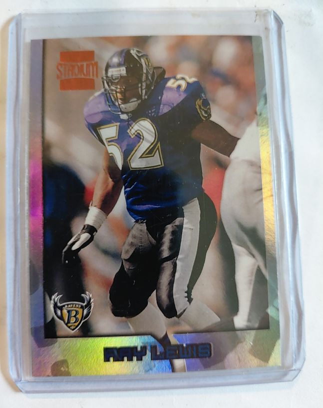 1996 Topps Stadium Club #351 Ray Lewis — front