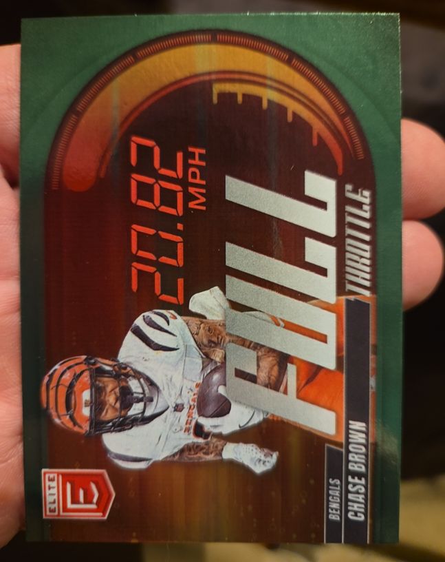 2025 Donruss Elite Full Throttle Chase Brown Bengals — front