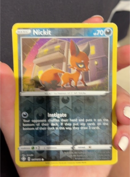 2021 Pokémon Shining Fates #047 Nickit — front