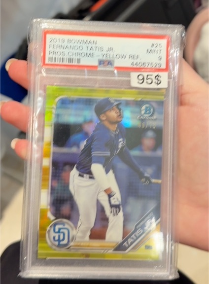 2019 Bowman Chrome Prospects #25 Fernando Tatis Jr. — front