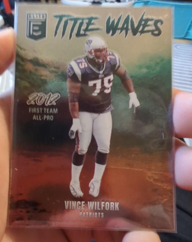 2025 Donruss Elite #5 Vince Wilfork Title Waves — front