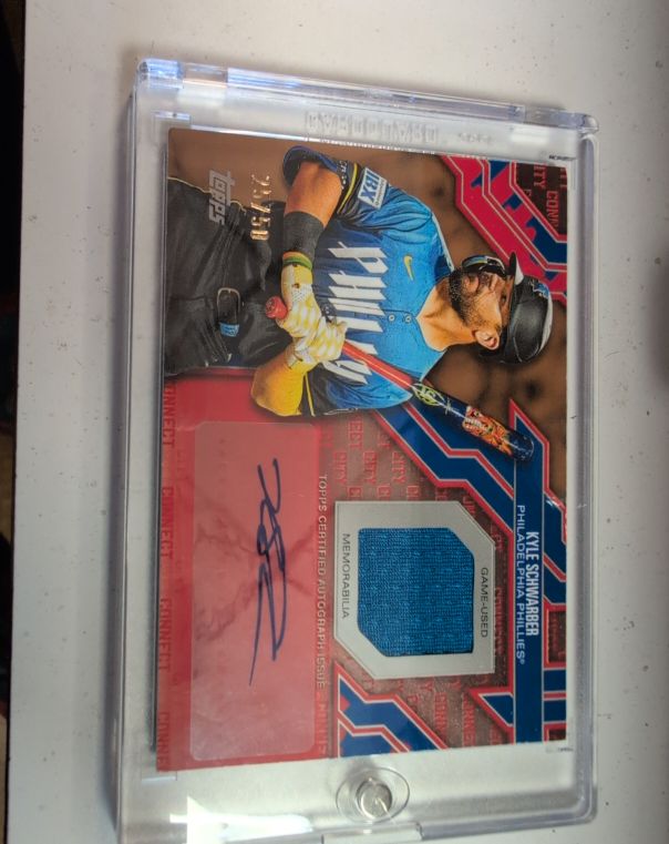 2025 Topps Kyle Schwarber #1 Philadelphia Phillies — front