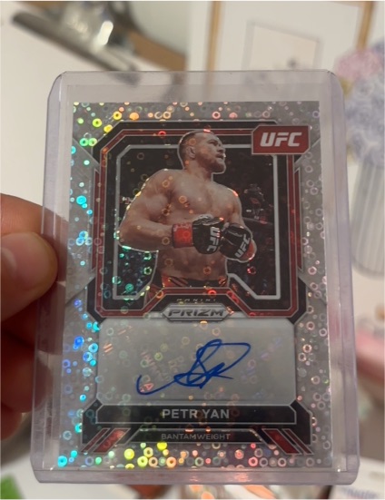 2023 Panini Prizm UFC Petr Yan Auto Silver Superstar Signatures — front