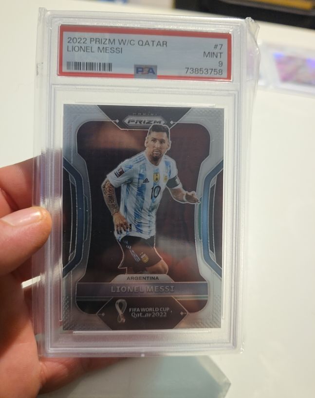 2022 Panini Prizm World Cup Qatar #7 Lionel Messi — front