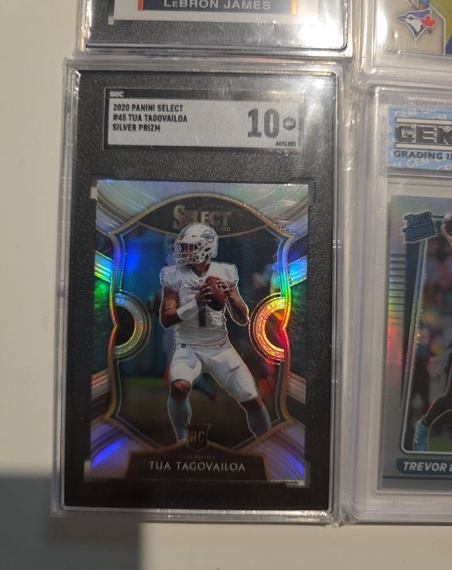 2020 Panini Select #45 Tua Tagovailoa Silver Prizm — front