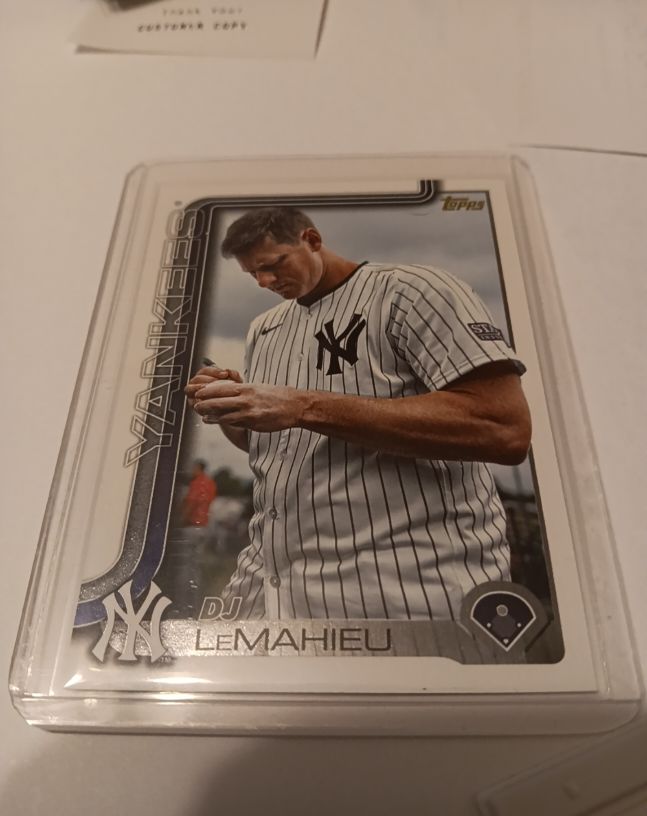 2025 Topps Series 2 #697 DJ LeMahieu — front