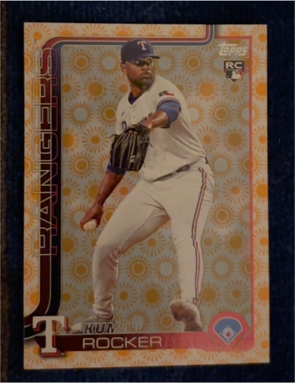 2025 Topps #408 Kumar Rocker Holiday Sun — front