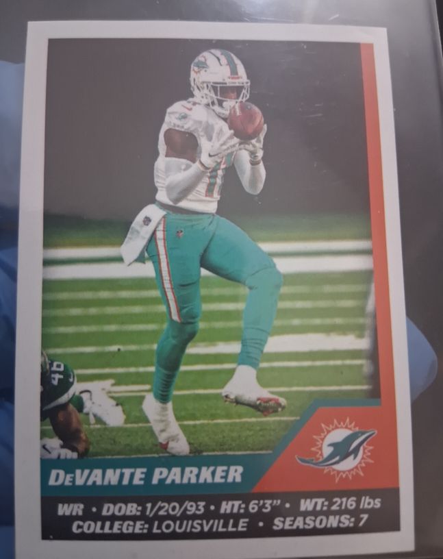 2021 Panini NFL Sticker Card Collection #62 DeVante Parker — front