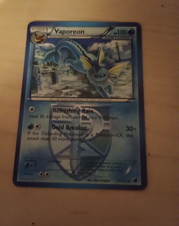 2013 Pokemon Black & White Plasma Freeze #20 Vaporeon — front