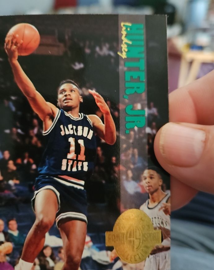1993 Classic Four Sport #7 Lindsey Hunter Jr — front