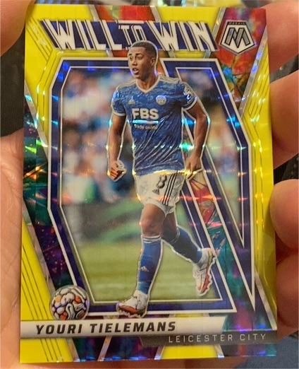 2021-22 Panini Mosaic Premier League #3 Youri Tielemans Will To Win Silver Prizm — front