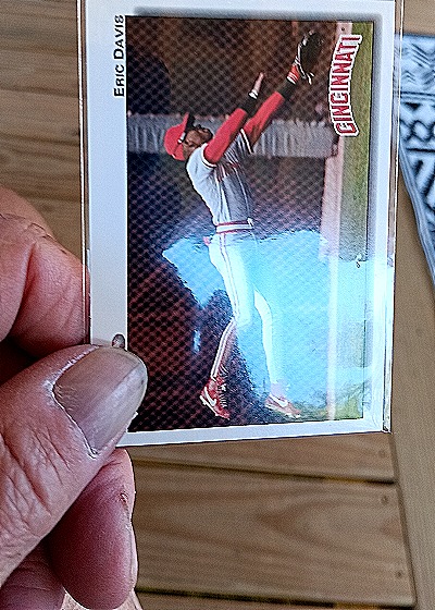 1991 Topps #125 Eric Davis — front