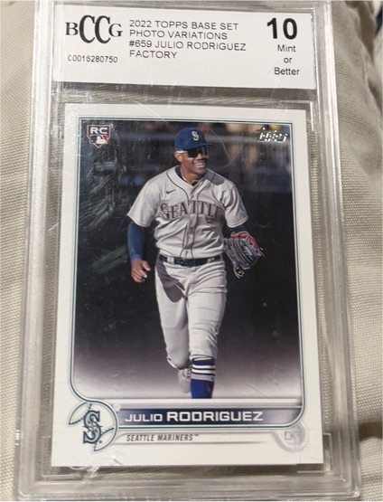 2022 Topps Base Set Photo Variations #659 Julio Rodriguez — front