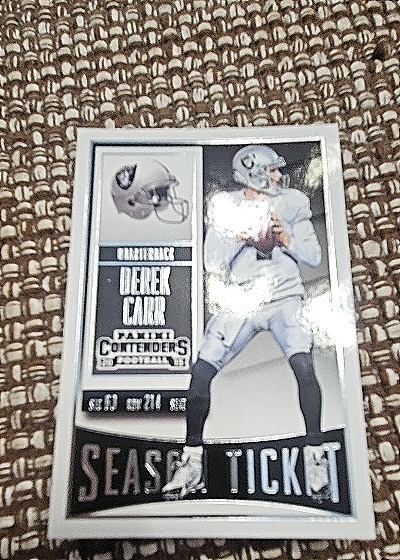 2015 Panini Contenders #7 Derek Carr — front