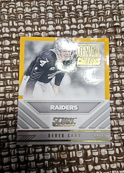 2016 Panini Score Signal Callers #18 Derek Carr — front