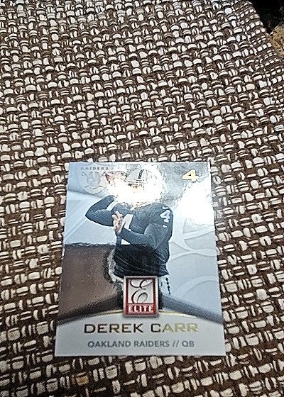 2015 Panini Donruss Elite #4 Derek Carr — front