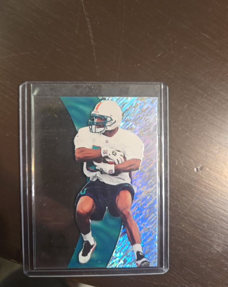 1998 Skybox E-X2001 #52 John Avery — front
