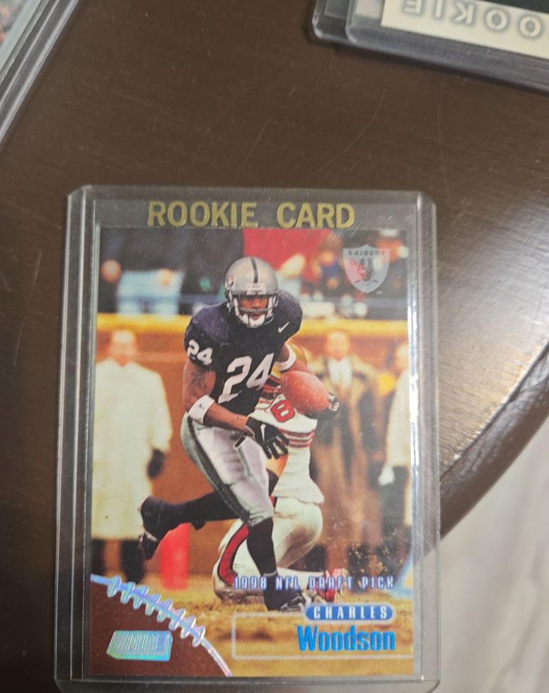 1998 Stadium Club Rookie Card Charles Woodson — front