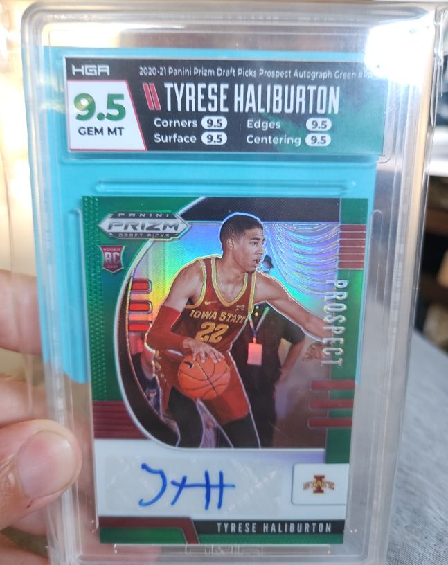2020-21 Panini Prizm Draft Picks #Green Prospect Auto Tyrese Haliburton — front