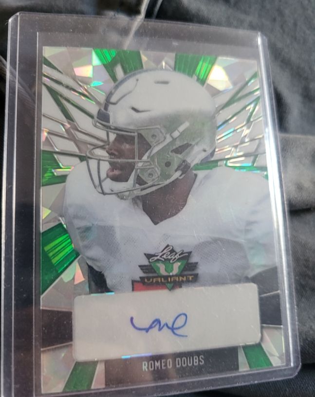 2022 Leaf Valiant #1 Romeo Doubs — front