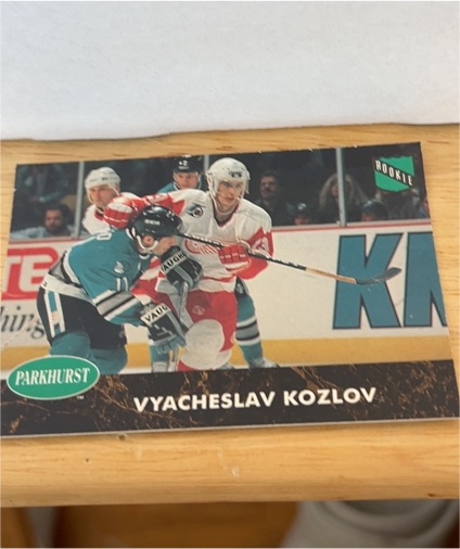 1991-92 Parkhurst #266 Vyacheslav Kozlov — front