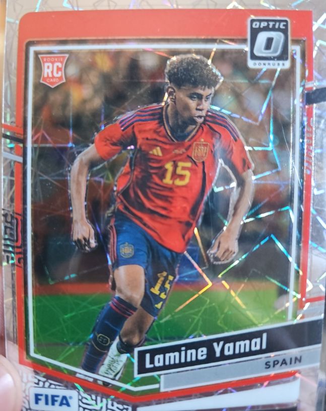 2023-24 Panini Donruss Optic #54 Lamine Yamal — front