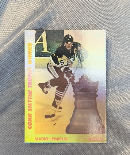 1991-92 Upper Deck #AW9 Mario Lemieux Conn Smythe Trophy Winner — front