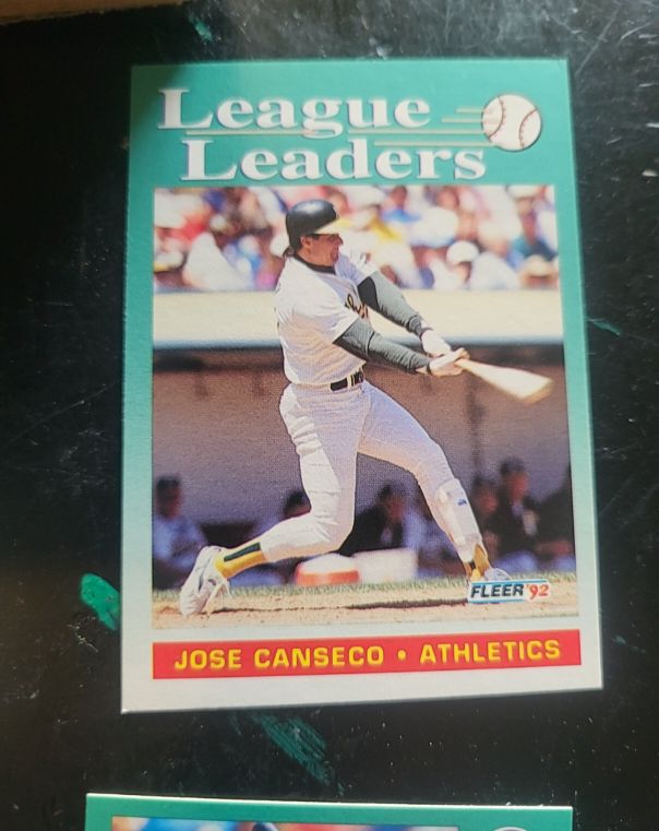 1992 Fleer #688 Jose Canseco — front