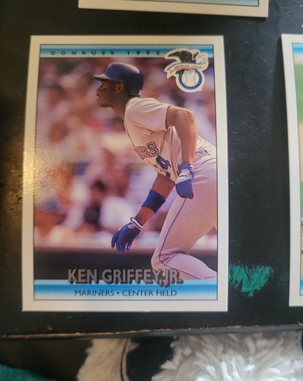 1992 Donruss #24 Ken Griffey Jr. — front