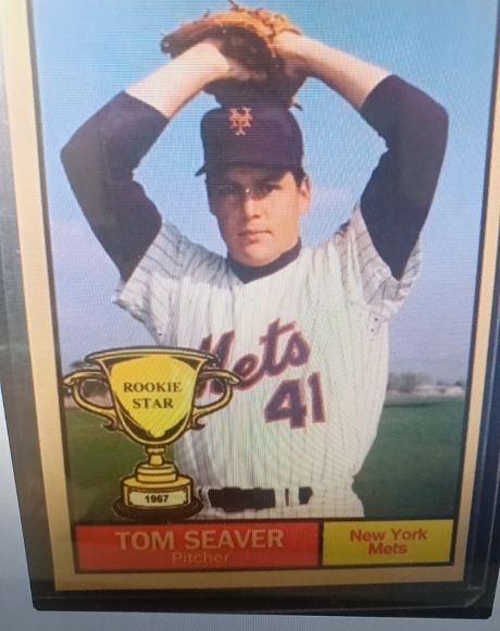1967 Topps #19 Tom Seaver Rookie Star — front