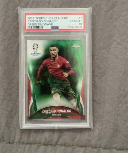 2024 Topps Chrome UEFA Euro #7 Cristiano Ronaldo Green RayWave — front