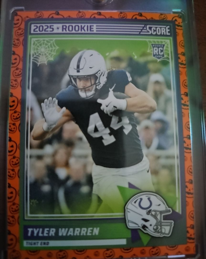 2025 Panini Score A Treat #21 Tyler Warren — front