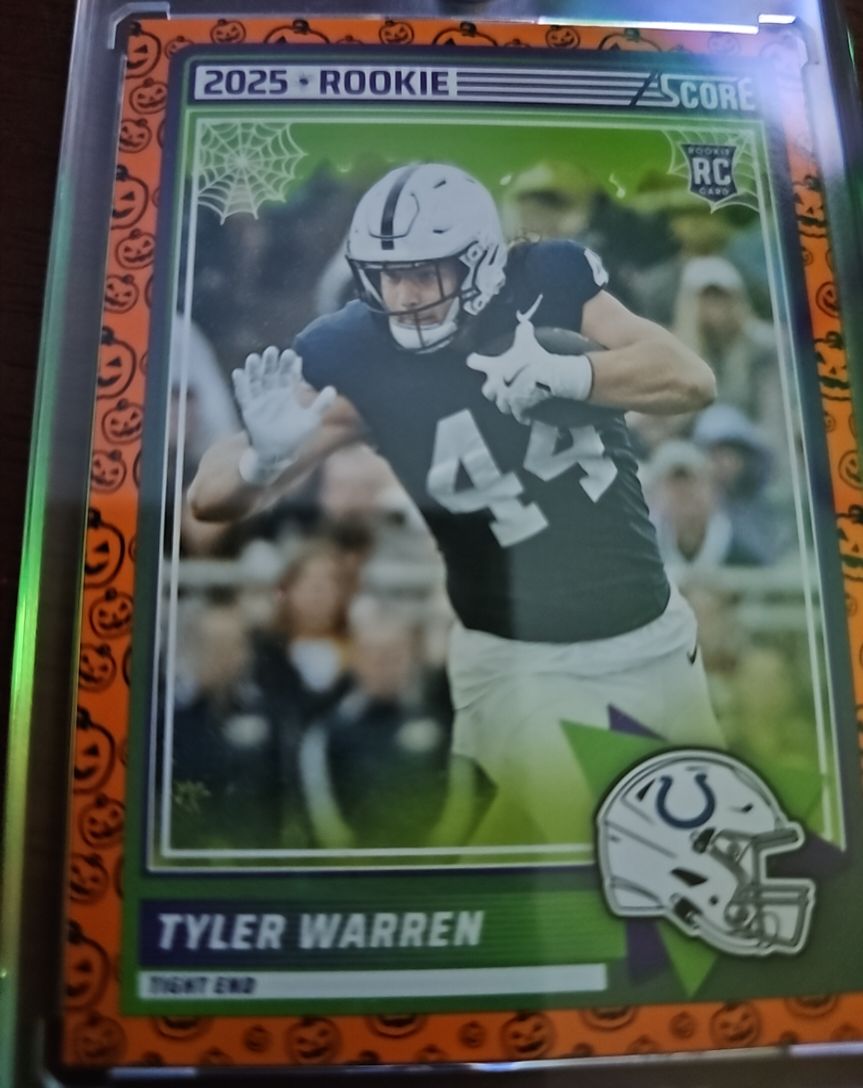 2025 Panini Score A Treat #21 Tyler Warren — front
