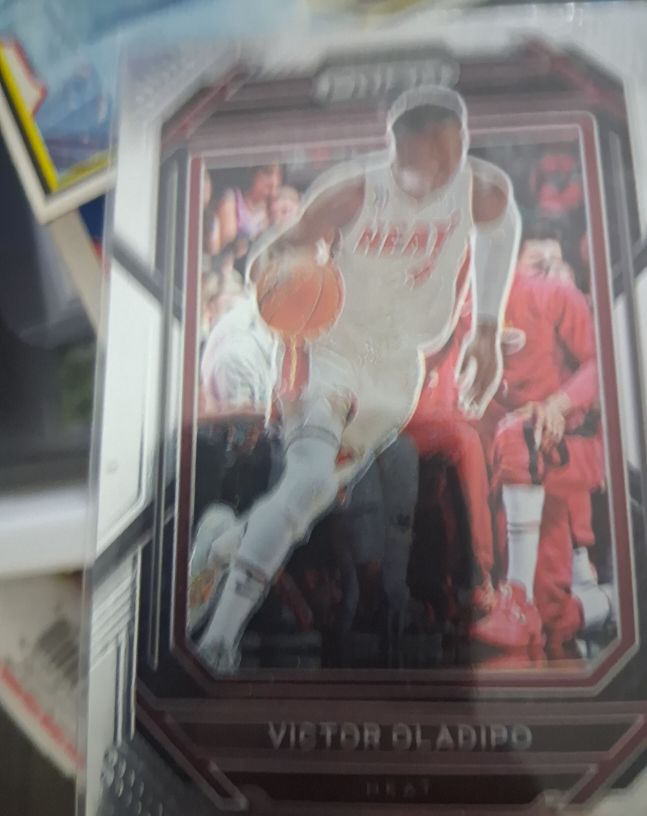 2022-23 Panini Prizm #167 Victor Oladipo Miami Heat — front